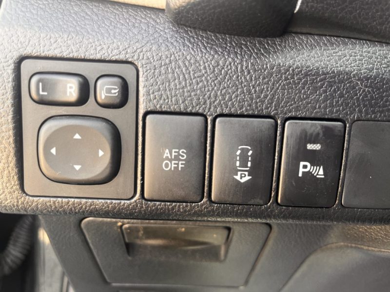 TOYOTA AURIS 136H Style Toit panoramique 01/2014