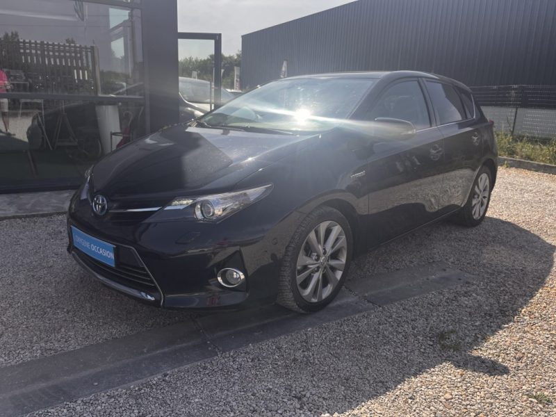 TOYOTA AURIS 136H Style Toit panoramique 01/2014
