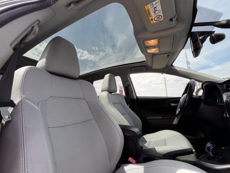 TOYOTA AURIS 136H Style Toit panoramique 01/2014