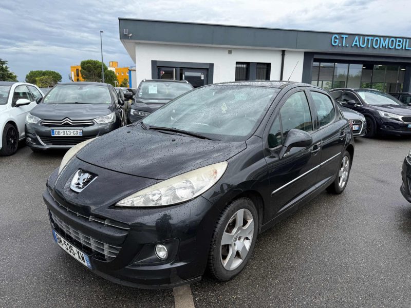 PEUGEOT 207 2011