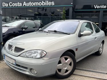 RENAULT MEGANE 1 COUPE PHASE 2 1.6 i 110 Cv FRAIS A PREVOIR