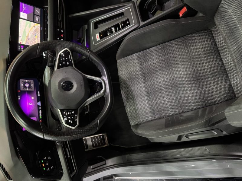 VOLKSWAGEN GOLF 2021