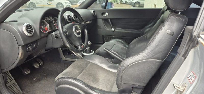 Audi TT AU34 1.8L TURBO 180CH BVM 6, 11cv, *bien lire l'annonce*