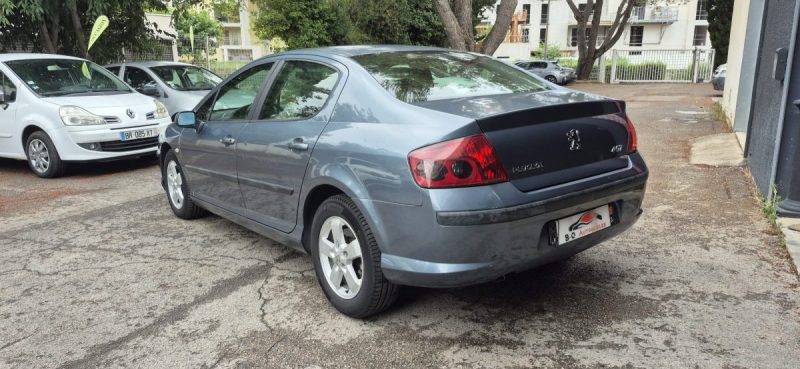 Peugeot 407  1.6l HDI 110cv, gris anthracite, *Clim*, *Jantes alu*, *Familial*