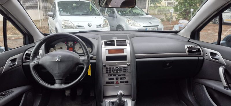 Peugeot 407  1.6l HDI 110cv, gris anthracite, *Clim*, *Jantes alu*, *Familial*