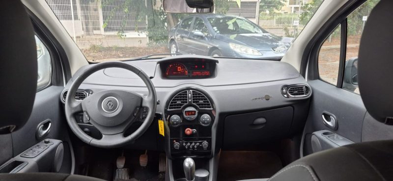 Renault Modus phase 2 1.5l Dci 85ch, *Clim auto*, *Attelage*, *Idéale jeune conducteur*