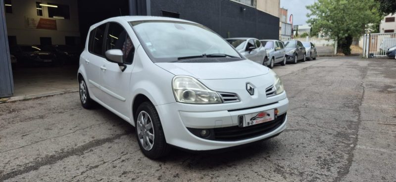 Renault Modus phase 2 1.5l Dci 85ch, *Clim auto*, *Attelage*, *Idéale jeune conducteur*