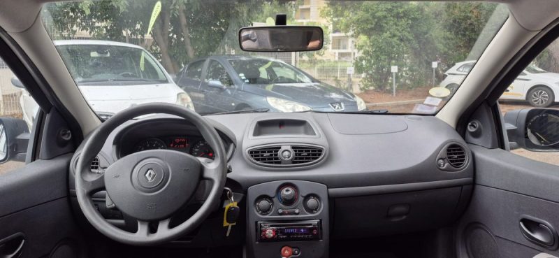 Renault Clio III 1.2l i 16V Authentique 75ch, phase 2, Idéale jeune conducteur*, *Faible kilométrage