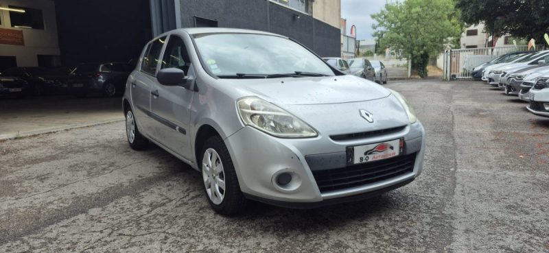 Renault Clio III 1.2l i 16V Authentique 75ch, phase 2, Idéale jeune conducteur*, *Faible kilométrage