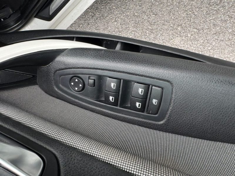 BMW  SERIE 1 F20  118I 170CV 