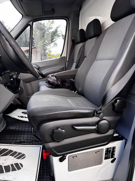Mercedes Sprinter – Véritable porte-voiture – Treuil neuf – Double caméra État exceptionnel