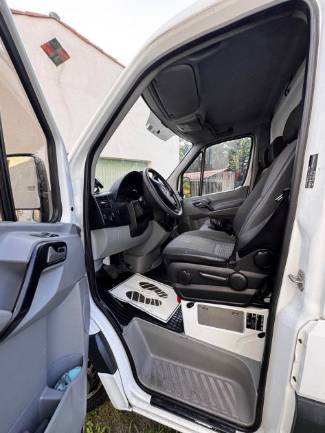 Mercedes Sprinter – Véritable porte-voiture – Treuil neuf – Double caméra État exceptionnel