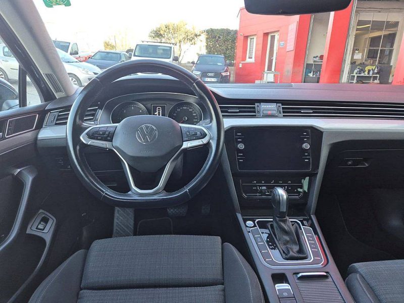 VOLKSWAGEN PASSAT 2020