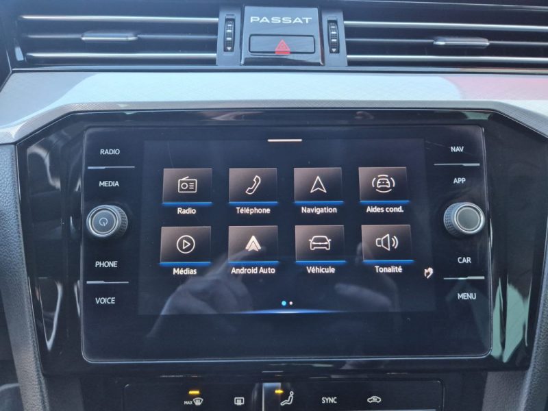 VOLKSWAGEN PASSAT 2020