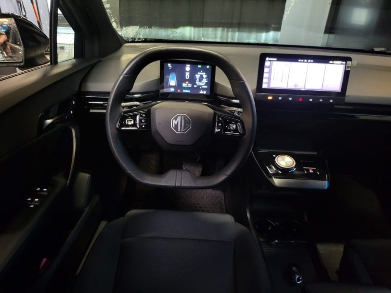 MG MG4 170 CH 51Kwh 2WD STANDARD