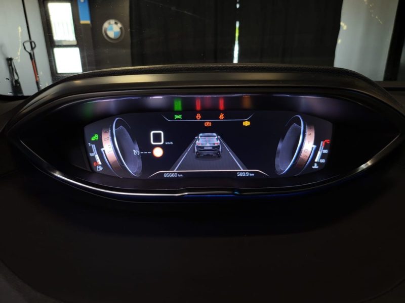 PEUGEOT 3008 1.5 BlueHDi 130ch GT LINE / GRIP CONTROL + ENTRETIEN COMPLET+ APPLE CARPLAY /