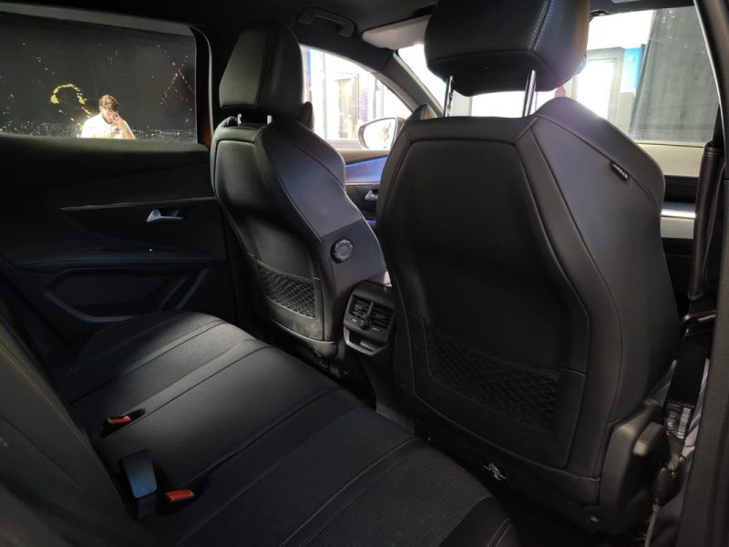 PEUGEOT 3008 1.5 BlueHDi 130ch GT LINE / GRIP CONTROL + ENTRETIEN COMPLET+ APPLE CARPLAY /