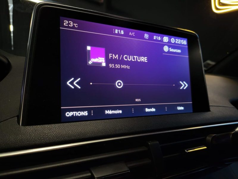 PEUGEOT 3008 1.5 BlueHDi 130ch GT LINE / GRIP CONTROL + ENTRETIEN COMPLET+ APPLE CARPLAY /