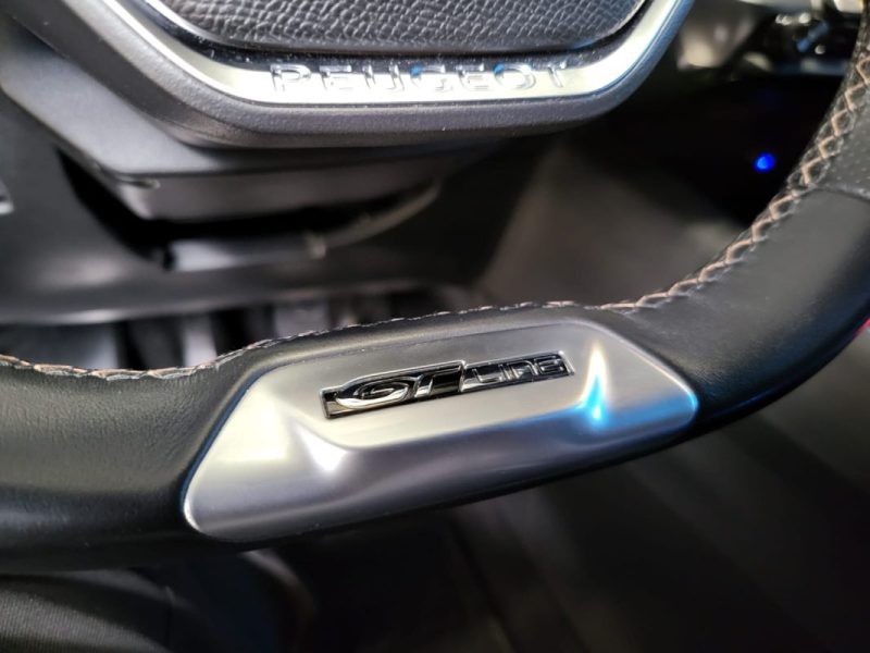 PEUGEOT 3008 1.5 BlueHDi 130ch GT LINE / GRIP CONTROL + ENTRETIEN COMPLET+ APPLE CARPLAY /