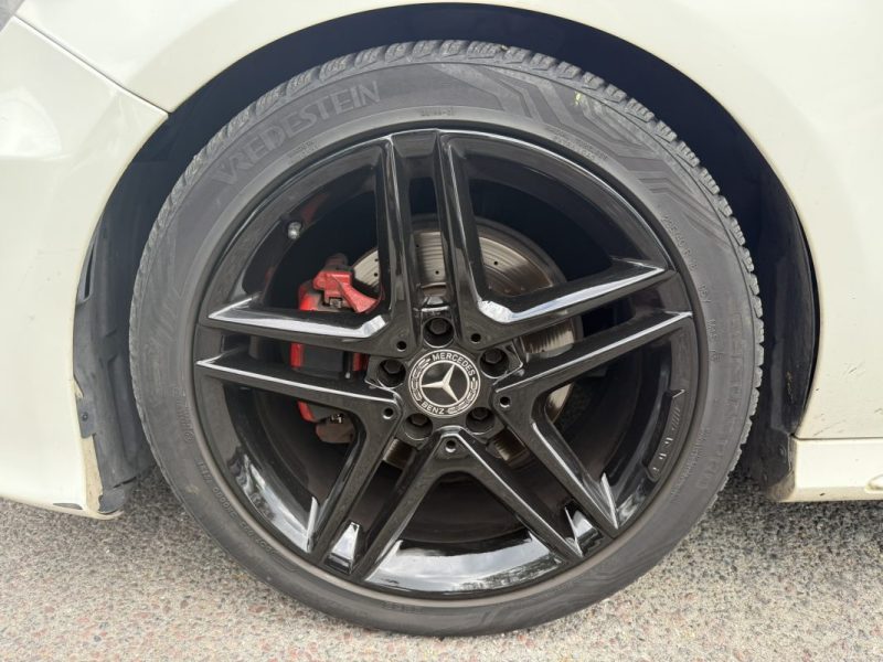 MERCEDES CLASSE A AMG LINE 136cv