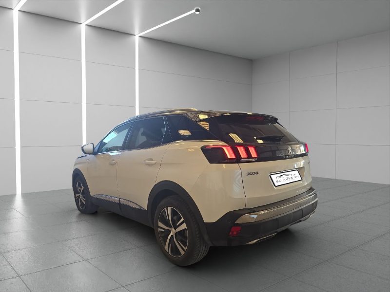 PEUGEOT 3008 2018