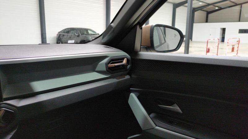 Dacia bigster Hybrid 155 4x2 extreme + pack parking + Pack Hiver