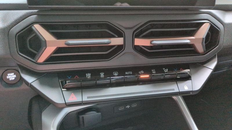 Dacia bigster Hybrid 155 4x2 extreme + pack parking + Pack Hiver