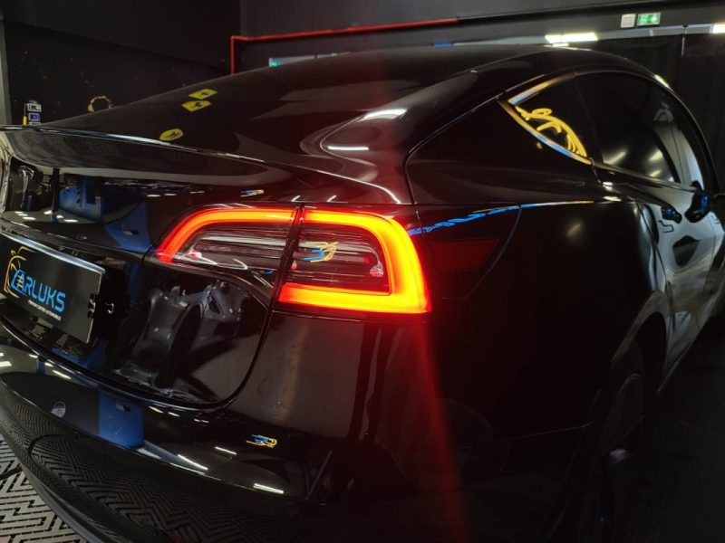 TESLA MODEL 3 275cv Standard Plus AUTOPILOT + SIEGES ELECTRIQUE CHAUFFANTS AV/AR + CAMERA 360° + VOL