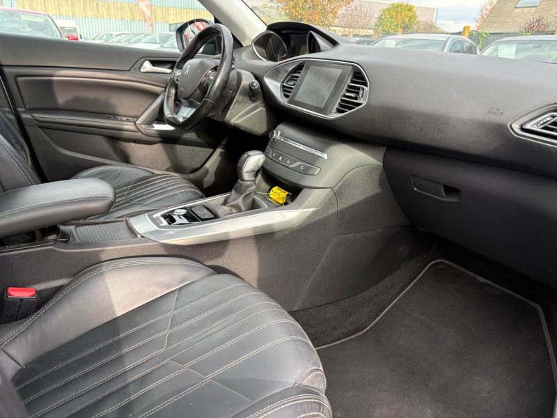 PEUGEOT 308 1.6 BlueHDi 120ch Style S&S EAT6