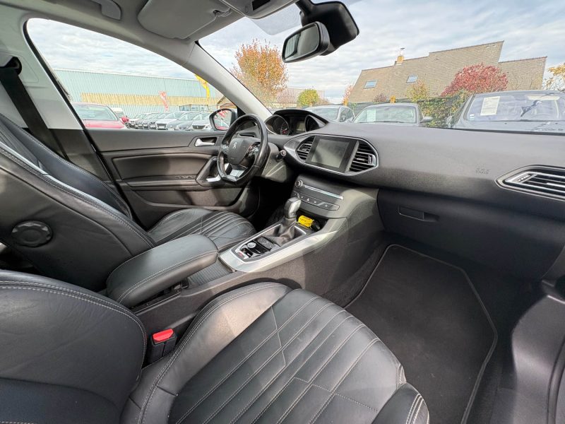 PEUGEOT 308 1.6 BlueHDi 120ch Style S&S EAT6