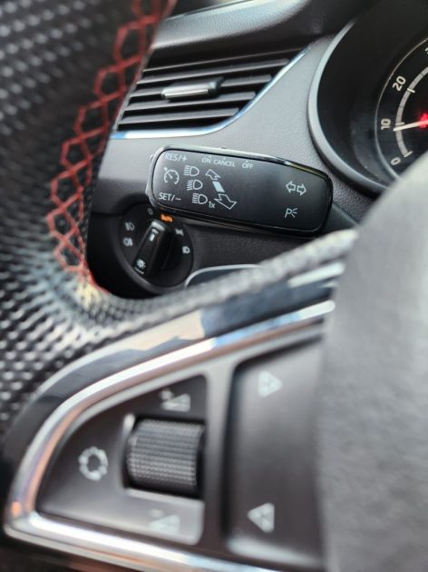 SKODA OCTAVIA COMBI 2.0 TSI 220 RS DSG6*CUIR*GPS