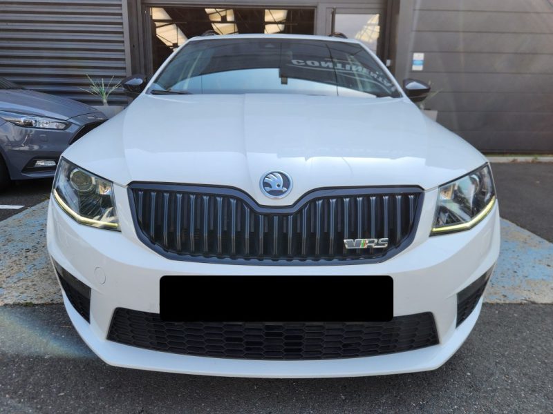 SKODA OCTAVIA COMBI 2.0 TSI 220 RS DSG6*CUIR*GPS