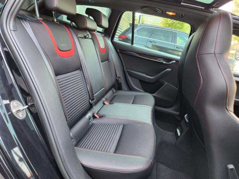 SKODA OCTAVIA 2017 Combi 2.0 TDI Green Tec RS 4x4*CAMERA*ACC*PANO*CUIR*