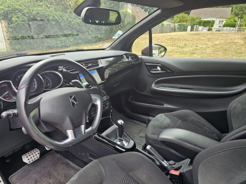 CITROEN DS3 2012