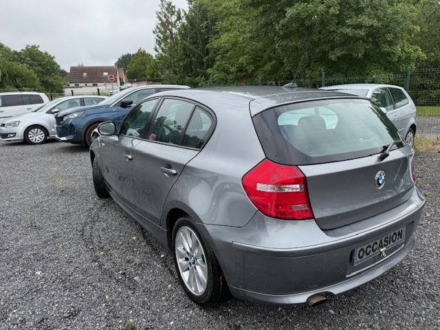 BMW 1er 116i 2010 - 62020 KM