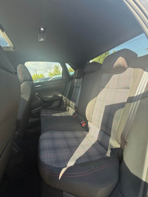 VOLKSWAGEN POLO 6.5 VI GTI 207 DSG7