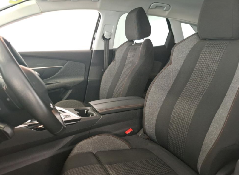 PEUGEOT 3008 1.5 BlueHDi 130ch S&S Active Pack EAT8 Garante 12 mois