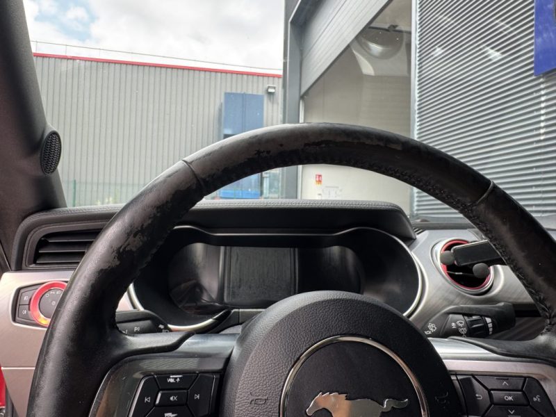 FORD MUSTANG Fastback 2.3 EcoBoost 290 ch - Suivi Complet Ford