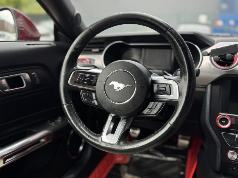 FORD MUSTANG Fastback 2.3 EcoBoost 290 ch - Suivi Complet Ford