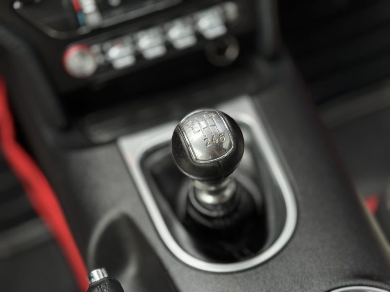 FORD MUSTANG Fastback 2.3 EcoBoost 290 ch - Suivi Complet Ford