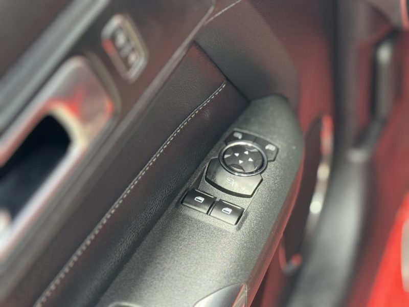 FORD MUSTANG Fastback 2.3 EcoBoost 290 ch - Suivi Complet Ford