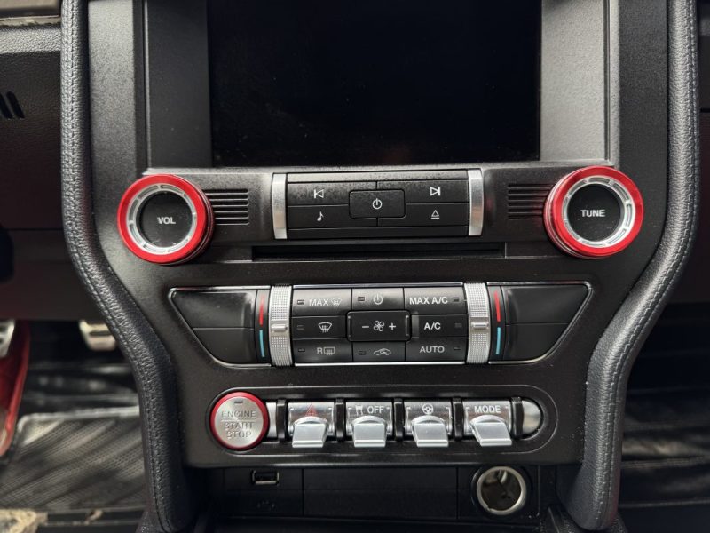 FORD MUSTANG Fastback 2.3 EcoBoost 290 ch - Suivi Complet Ford