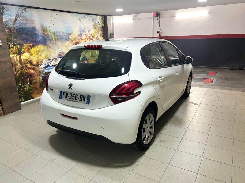 PEUGEOT 208 1.5HDi 100ch 2 PLACES TVA RÉCUPÉRABLE