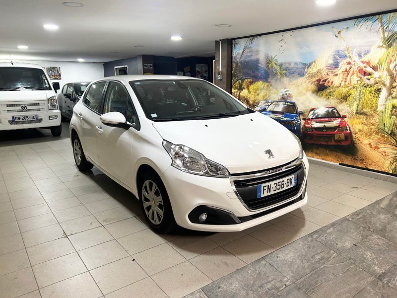PEUGEOT 208 1.5HDi 100ch 2 PLACES TVA RÉCUPÉRABLE
