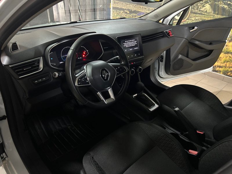 RENAULT CLIO V HYBRIDE E-TECH 140ch