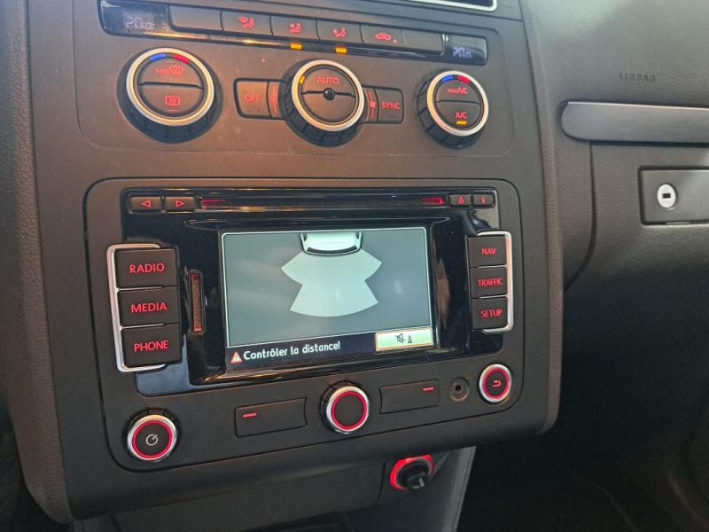 VOLKSWAGEN TOURAN 2.0 TDI 140ch 7 PLACES BlueMotion Technology Confortline DSG6