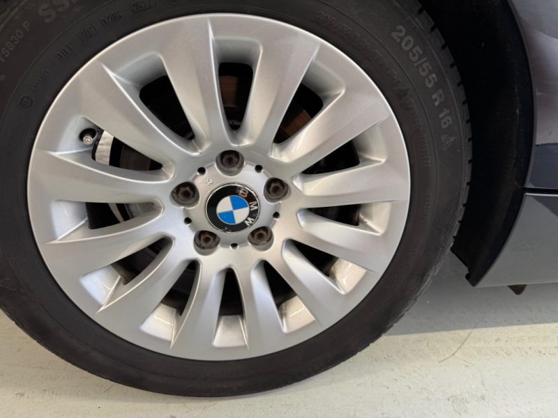 BMW  318d CONFORT 143 CV XENON RADAR RECUL GPS  2009