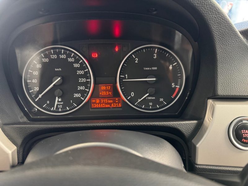 BMW  318d CONFORT 143 CV XENON RADAR RECUL GPS  2009