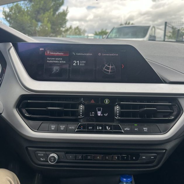 B.M.W. SERIE 1 118d 150ch Business Design