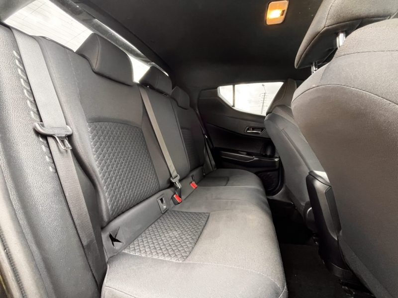 TOYOTA C-HR 1.8 Hybride 122ch Dynamic Ultimate TVA Récupérable 12/2023